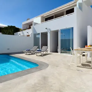 Sunrise Private Pool By Pvl Puerto del Carmen (Lanzarote)